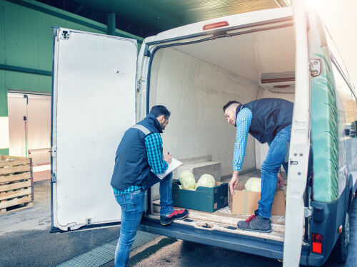 Unloading a reefer van